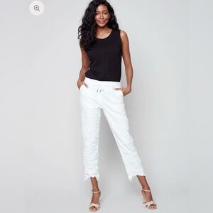 Sz.L⭐️NWT Charlie B White Bengaline Crinkle Drawstring Shark Bite Hem Pant